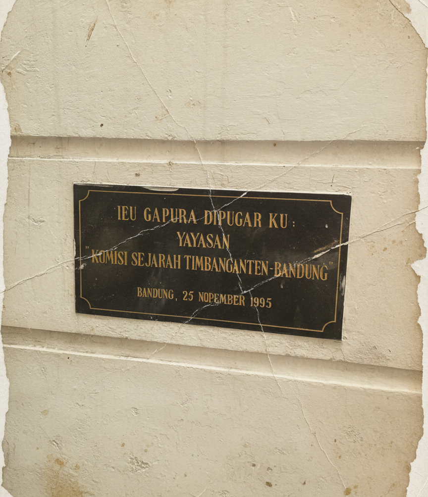 Makam Pendiri Timbanganten